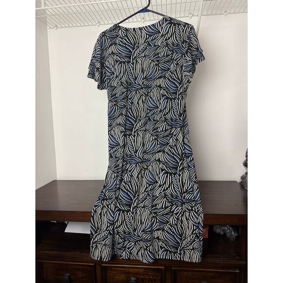 Anne Klein Faux-Wrap Flutter Sleeve Floral Print Dress Multi-Color 1X - Picture 8 of 9